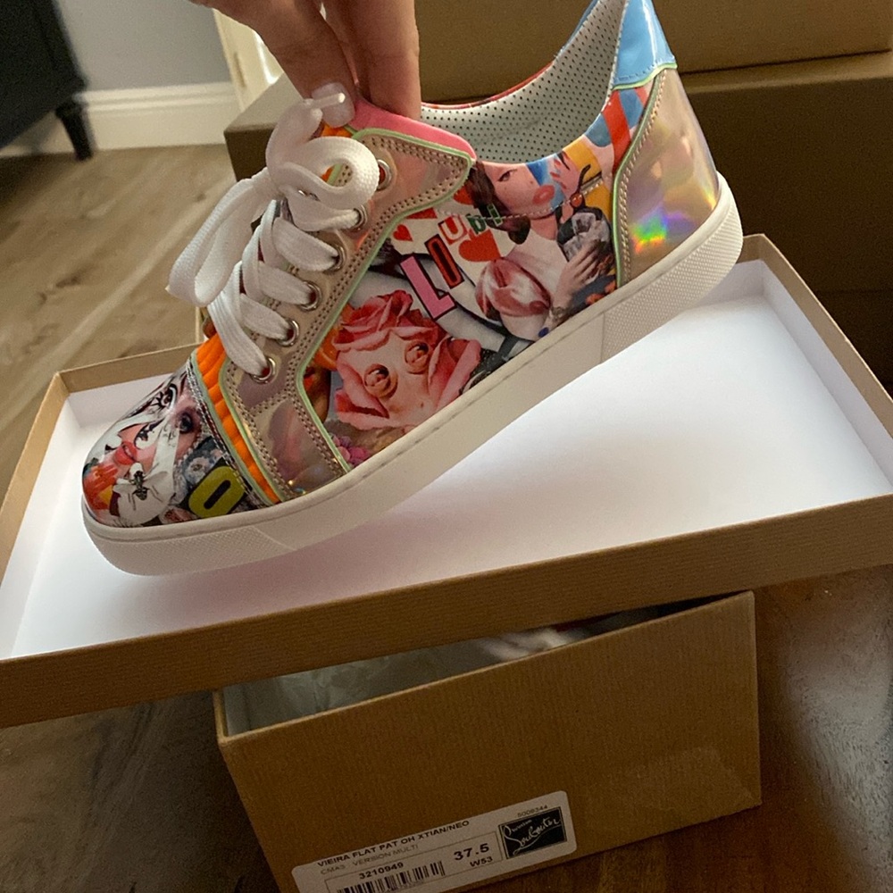 CL Sneakers NEW NEVER WORN, price firm sorry